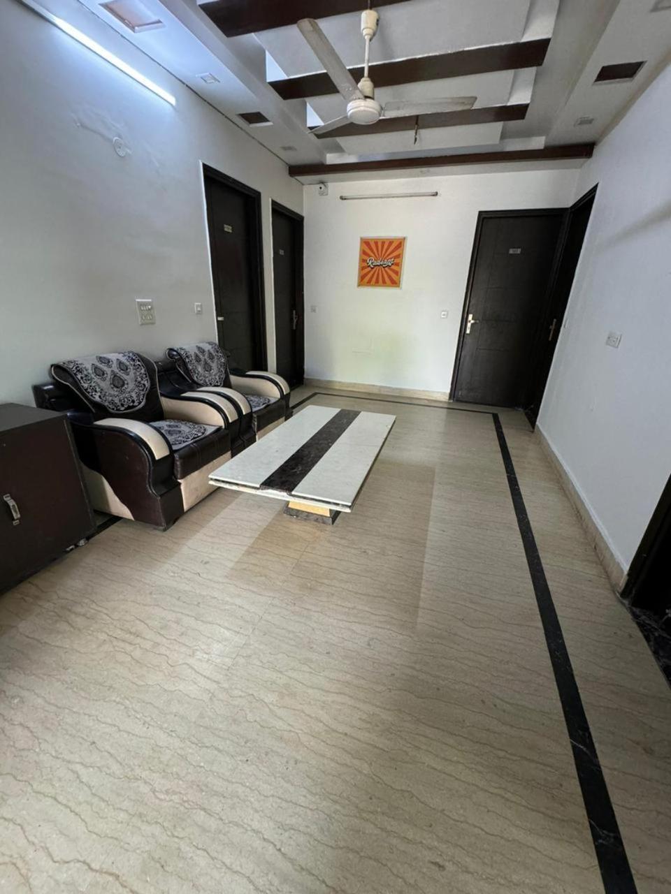 Parkview Residency Hotel Gurgáon Kültér fotó